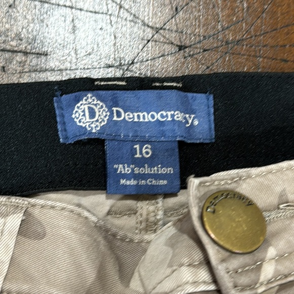 Democracy Ab-solution Light Camo Print Pants - Picture 4 of 9